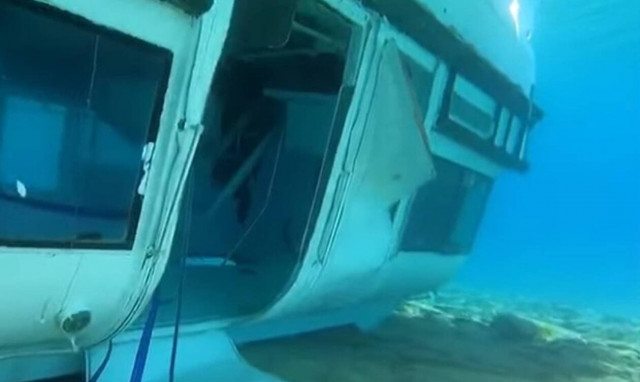 Πάρος: Βίντεο ντοκουμέντο - Η έρευνα των δυτών μετά το ναυάγιο με τους 16 νεκρούς