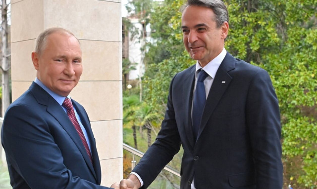 Πούτιν: Ειρήνη και ευημερία στον «φίλο» ελληνικό λαό ευχήθηκε o Ρώσος πρόεδρος