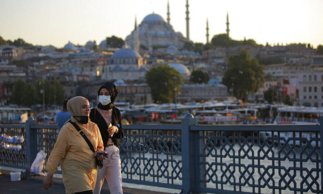 Κορονοϊός - Τουρκία: 133 νέοι θάνατοι και σχεδόν 19.000 κρούσματα τις προηγούμενες 24 ώρες