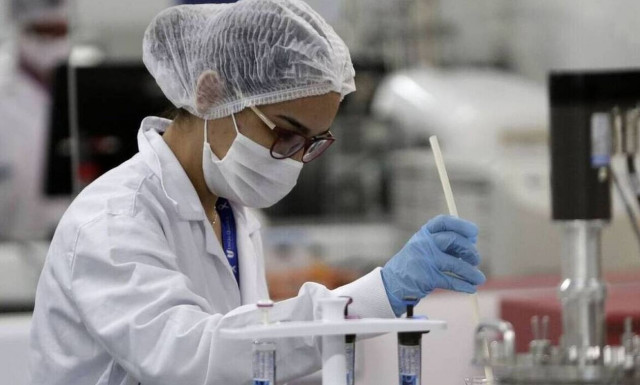 Σκόπια: Πρώτο κρούσμα της μετάλλαξης Όμικρον στη χώρα