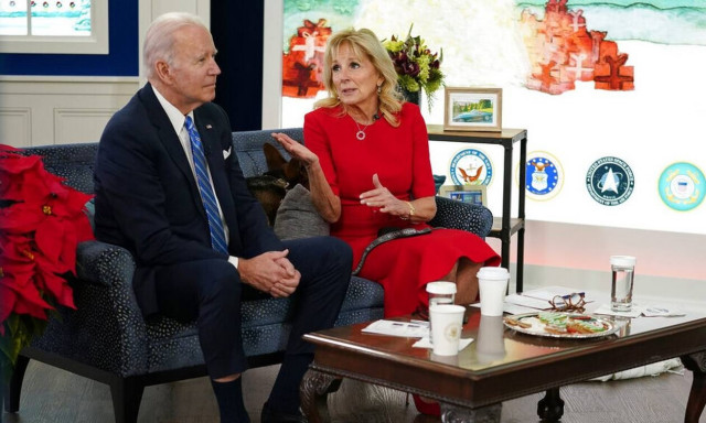 Αυτός είναι ο πατέρας που έβρισε τον Τζο Μπάιντεν στο τηλεφώνημα on camera για τα Χριστούγεννα