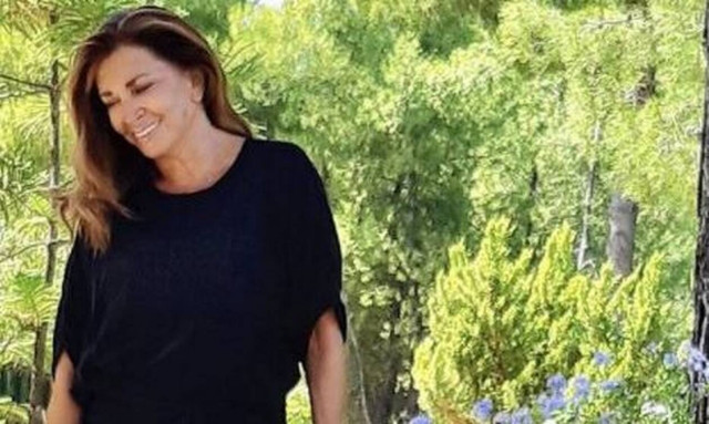 Μιμή Ντενίση: Η ζωή μου θα ήταν το μεγαλύτερο best seller, ξέρω πολλά για την πολιτική ζωή της χώρας