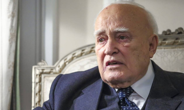 Μητσοτάκης για Κάρολο Παπούλια: Αποχαιρετάμε έναν μεγάλο Έλληνα