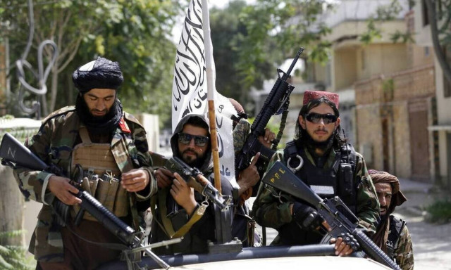 Αφγανιστάν: Οι Ταλιμπάν απαγορεύουν στις γυναίκες να ταξιδεύουν σε μεγάλες αποστάσεις