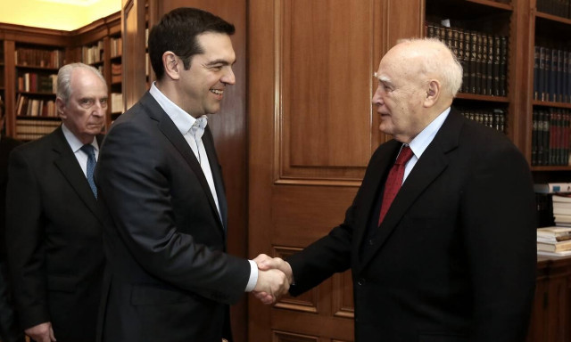 Τσίπρας για Κάρολο Παπούλια: Τίμησε τη θέση του Προέδρου της Δημοκρατίας με το ήθος