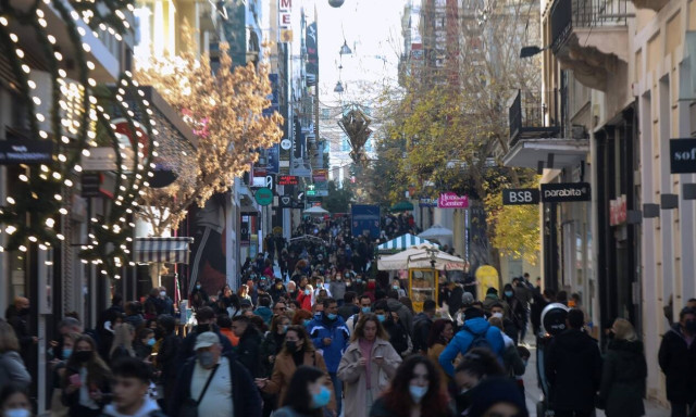 Συνεδριάζει η επιτροπή των ειδικών - Τρεις πυλώνες νέων μέτρων και πριν το 2022, αν χρειαστεί