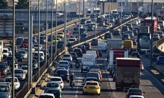 Τέλη κυκλοφορίας 2022: Δίμηνη παράταση για την πληρωμή τους -  Τι ισχύει για τα πρόστιμα