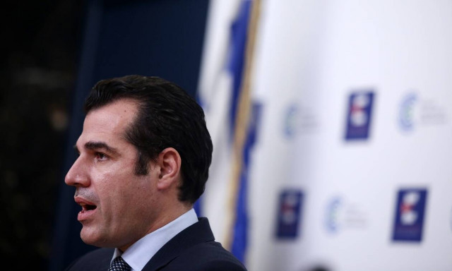 Θάνος Πλεύρης για γήπεδα: «Αν τηρηθούν τα μέτρα θα υπάρξει άρση - Μην είναι η μάσκα διακοσμητική»