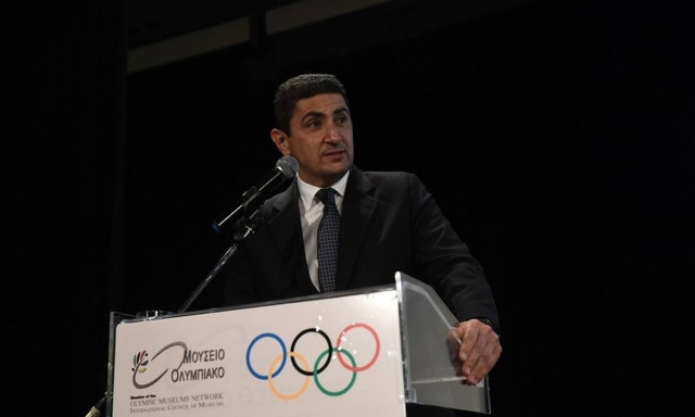 Αυγενάκης: «Διαφωνώ με τα μέτρα για τους θεατές στα γήπεδα - Πώς να διαλέξουν οι ομάδες τους 1000;»