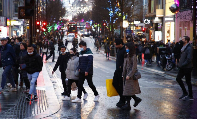 Κορονοϊός - Βρετανία: Νέο αρνητικό ρεκόρ με 183.037 κρούσματα το τελευταίο 24ωρο