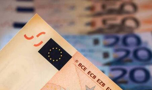 Πρωτοχρονιά - Θεοφάνια: Πώς αμείβονται στον ιδιωτικό τομέα