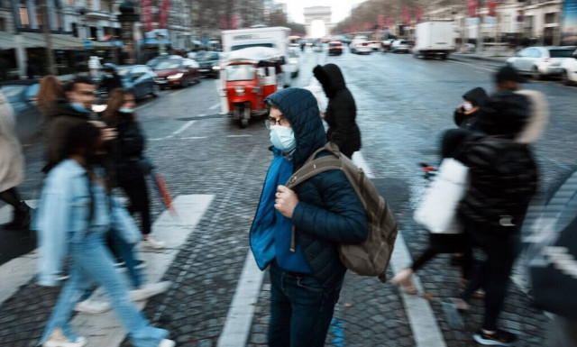 Κορονοϊός - Γαλλία: Εφιαλτικά τα νούμερα της πανδημίας - Περισσότερα από 200.000 νέα κρούσματα