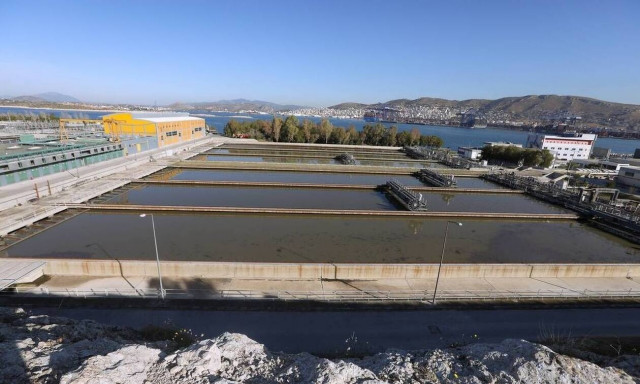 Θεσσαλονίκη: «Σαρώνει» η μετάλλαξη Όμικρον - Κάθε δύο μέρες διπλασιάζεται το ιικό φορτίο στα λύματα