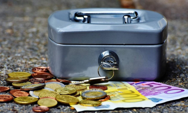 ΟΠΕΚΑ: «Βρέχει» λεφτά τις επόμενες μέρες - Ποιοι δικαιούχοι επιδομάτων πληρώνονται