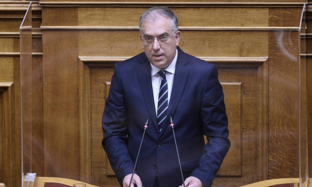 Θεοδωρικάκος: Με ψυχραιμία, ενότητα και εφαρμογή των μέτρων αντιμετωπίζουμε την πανδημία