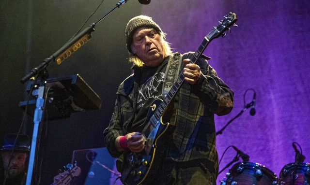 Στη δημοσιότητα ακυκλοφόρητο άλμπουμ του Neil Young