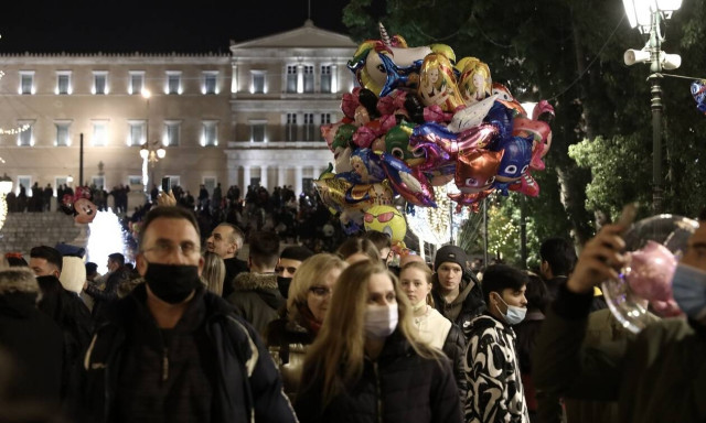 Ανησυχία προκαλεί στους ειδικούς η μετάλλαξη Όμικρον του κορονοϊού 