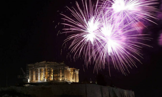 2022: Τι πρέπει να σκεφτόμαστε για τη νέα χρονιά;