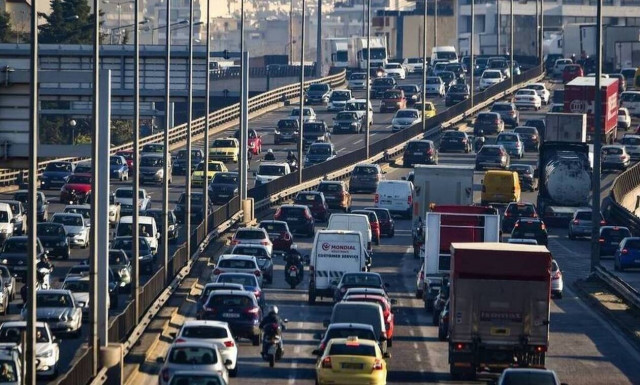 Τέλη κυκλοφορίας 2022: Παράταση για την εξόφλησή τους -«Τσουχτερά» πρόστιμα για όσους δεν πληρώσουν