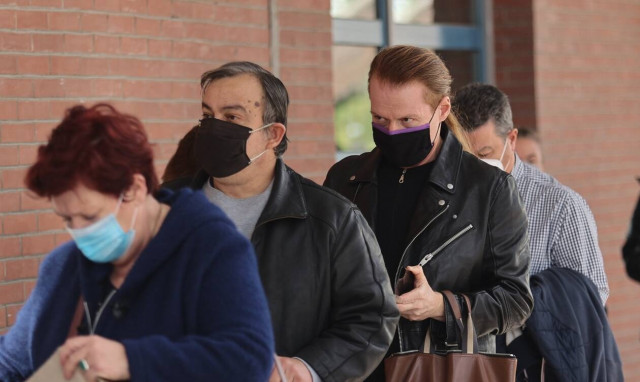 Ραγδαία εξάπλωση της μετάλλαξης Όμικρον του κορονοϊού 