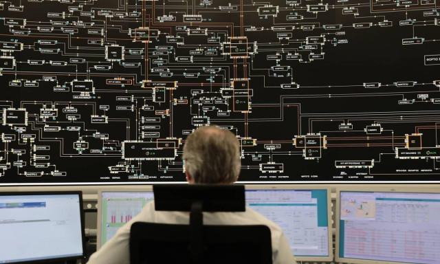 Ενεργειακή ακρίβεια: Νέα μέτρα στήριξης για τις αυξήσεις - Έρχονται ανακοινώσεις