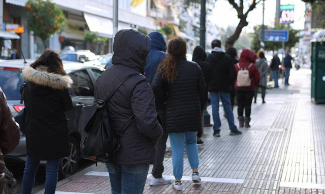 Για ποιους δικαιολογείται η απουσία από τη δουλειά με θετικό rapid τεστ - Αναμένεται ΚΥΑ
