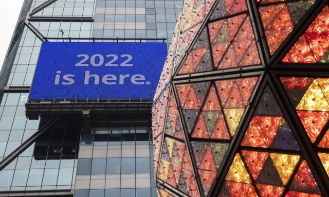 Ο πλανήτης εν αναμονή της έλευσης του 2022 στρώνει τραπέζι - Τα πρωτοχρονιάτικα γαστρονομικά έθιμα