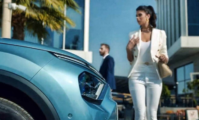 Γιατί απαγορεύτηκαν οι διαφημίσεις της Mercedes και της Citroen;