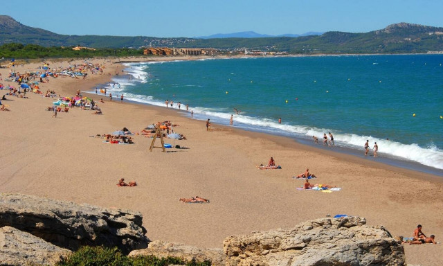 Οι προκλήσεις για τον τουρισμό το 2022: Στόχος να ξεκινήσει η σεζόν νωρίτερα