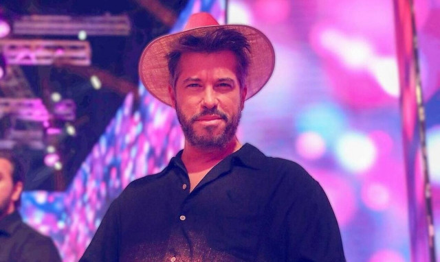 J2US: Η απίστευτη ανάρτηση του Χάρη Βαρθακούρη κατά τη διάρκεια του τελικού (photo)