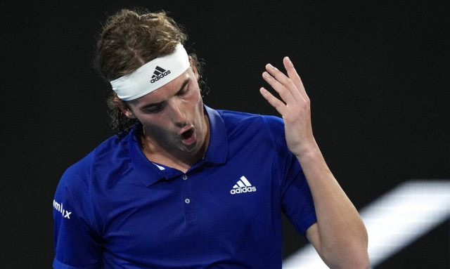 Στέφανος Τσιτσιπάς: Αμφίβολη η συμμετοχή του στο Australian Open – «Θέλω να παίξω, αλλά…»