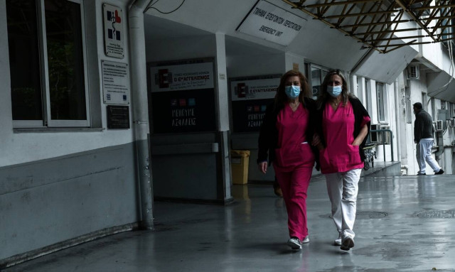 Παγώνη - Κορονοϊός: Κανένας ασθενής με την μετάλλαξη Όμικρον στις ΜΕΘ
