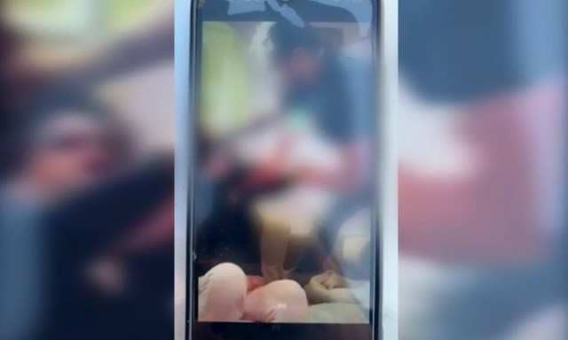 Ομηρία στον Άγιο Παντελεήμονα: Βίντεο ντοκουμέντο από τον ξυλοδαρμό της 31χρονης