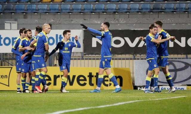 Super League: Ο Αστέρας «έσπασε» το αήττητο του ΟΦΗ - Τα highlights κι η βαθμολογία (vids)