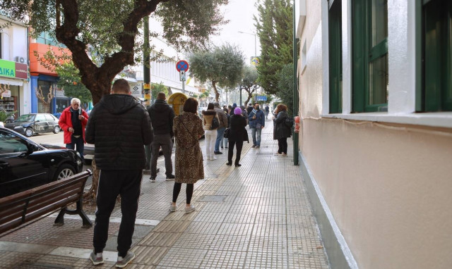 «Κλείδωσε» στα 47 ευρώ το πλαφόν για την τιμή των μοριακών τεστ