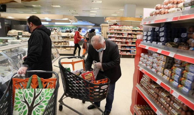 Αντιμέτωπα με νέες αυξήσεις νοικοκυριά και επιχειρήσεις