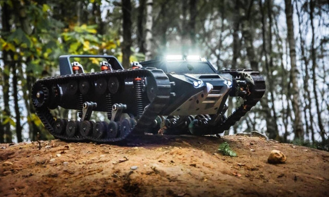 Αυτό το τηλεκατευθυνόμενο μπορεί να πάει σχεδόν παντού