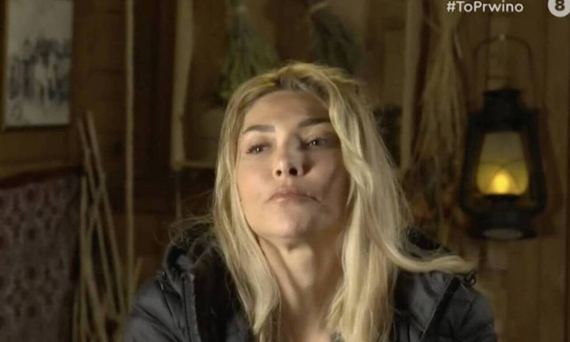 Η Φάρμα: Η συγκλονιστική στιγμή που η Αγγελική Ηλιάδη μαθαίνει τον θάνατο του πατέρα της (video)