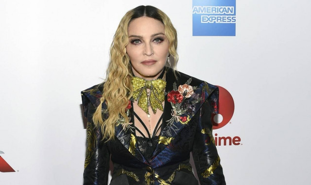 Μαντόνα: Είναι ο γιός της με τον Γκάι Ρίτσι ο... νέος Banksy; Ο «πόλεμος» για το ταλέντο του Ρόκο