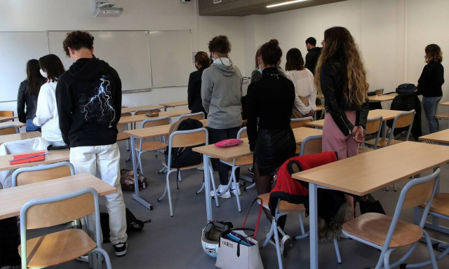 Ο χάρτης των σχολείων στην ΕΕ: Τα σχολεία ανοίγουν παρά την έκρηξη της «Όμικρον»