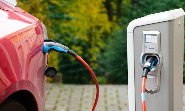 Πότε ξεκινά ο 2ος κύκλος των επιδοτήσεων του «Κινούμαι ηλεκτρικά»;