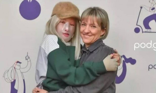 Ιωάννα Παλιοσπύρου: Συγκλονιστική συνάντηση με τη μητέρα της αδικοχαμένης Γαρυφαλλιάς