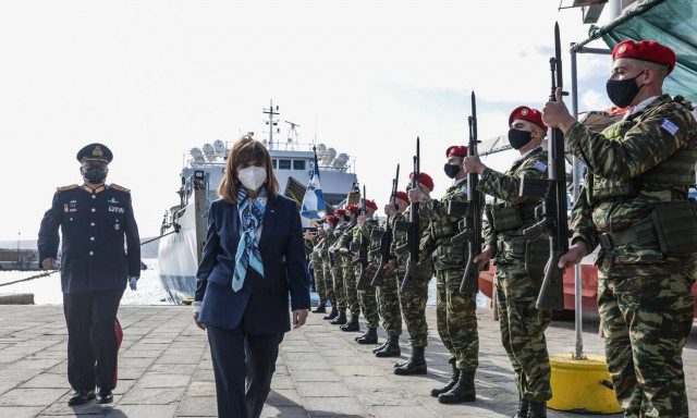 Γαύδος: Γεύμα στους 48 κατοίκους του νησιού παρέθεσε η Κατερίνα Σακελλαροπούλου