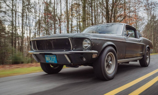 10 αυτοκίνητα του σινεμά που έκλεψαν την δόξα από τους οδηγούς