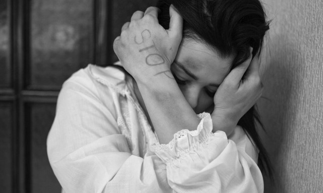 Στιγμές τρόμου έζησε μία 28χρονη στον Καρέα 