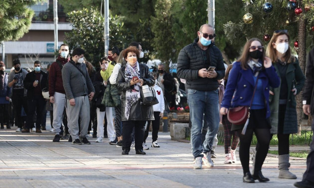 Η μετάλλαξη Όμικρον σαρώνει στην Αττική: Έφτασε στο 87% στα λύματα