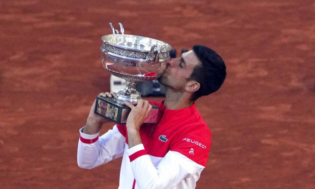 Νόβακ Τζόκοβιτς: Κανονικά στο Roland Garros – Δεν αποκλείει τους ανεμβολίαστους αθλητές η Γαλλία