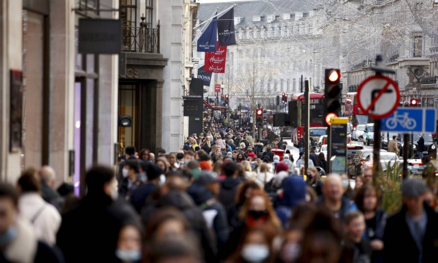 Βρετανία: Ξεπεράστηκε το όριο των 150.000 νεκρών από κορονοϊό από την αρχή της πανδημίας