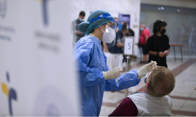 Κορονοϊός - Μετάλλαξη Deltacron: «Τεχνικό λάθος» δείχνουν αναλύσεις - Λήξη συναγερμού