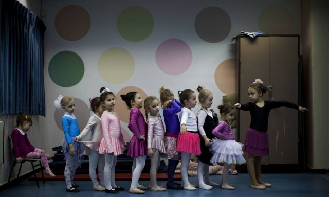 Ισραήλ: Η κυβέρνηση Μπένετ θα χορηγήσει στα μικρά παιδιά δωρεάν σελφ-τεστ